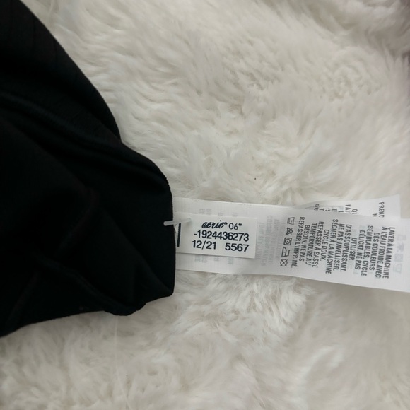 OFFLINE By Aerie Real Me High Waisted Crossover Rib Super Flare Legging S Short - Picture 11 of 16